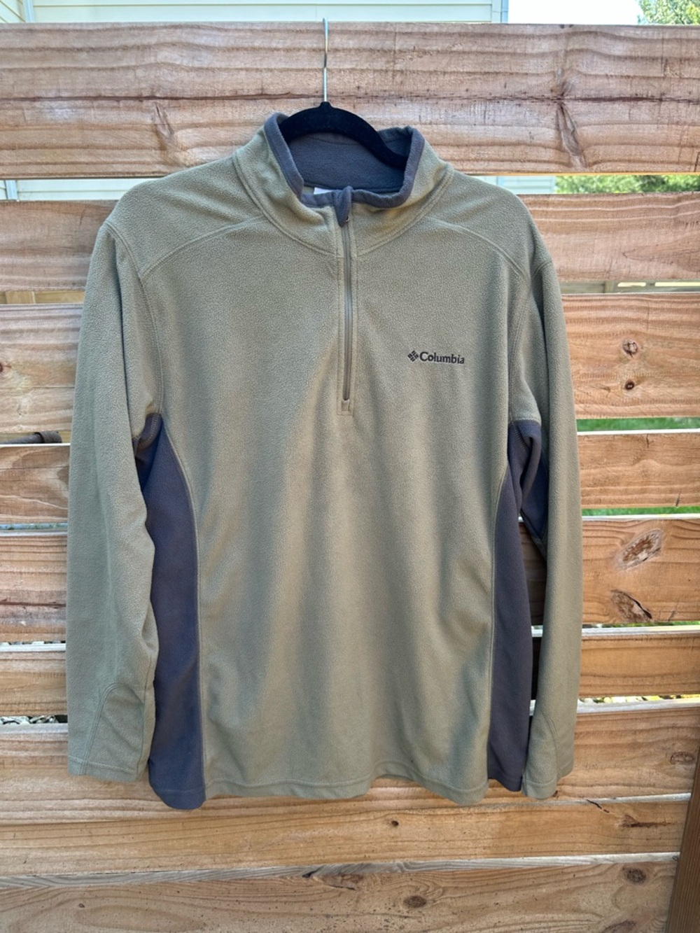 Columbia Olive Green and Charcoal Quarter-Zip Performance Fleece